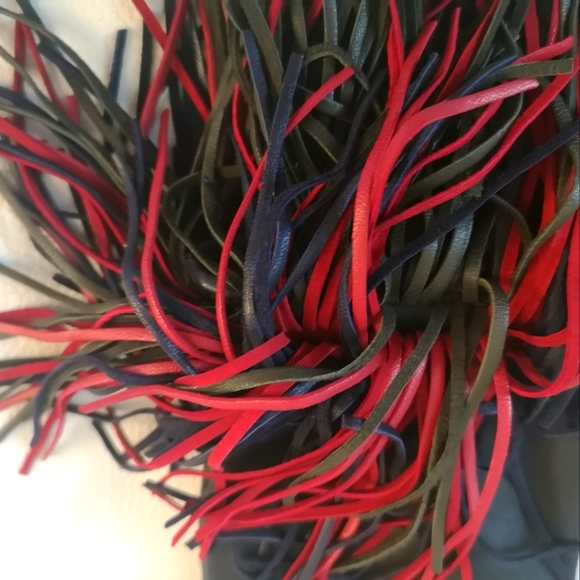 🌟HOST PICK🌟NWT AGNELLE Stunning Fringe Gloves. - Picture 3 of 7